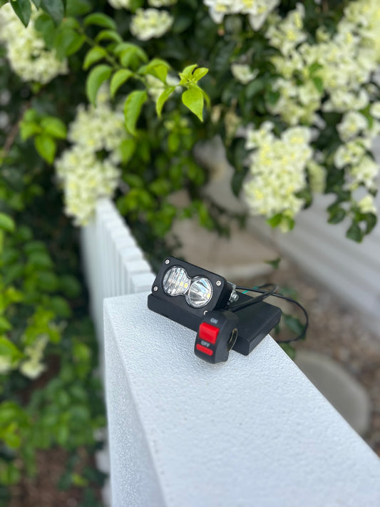 Clear 12v Battery Powered Baja Light / with switch