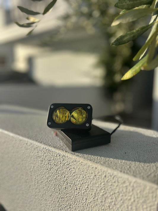 Yellow 12v Battery Powered Baja Light